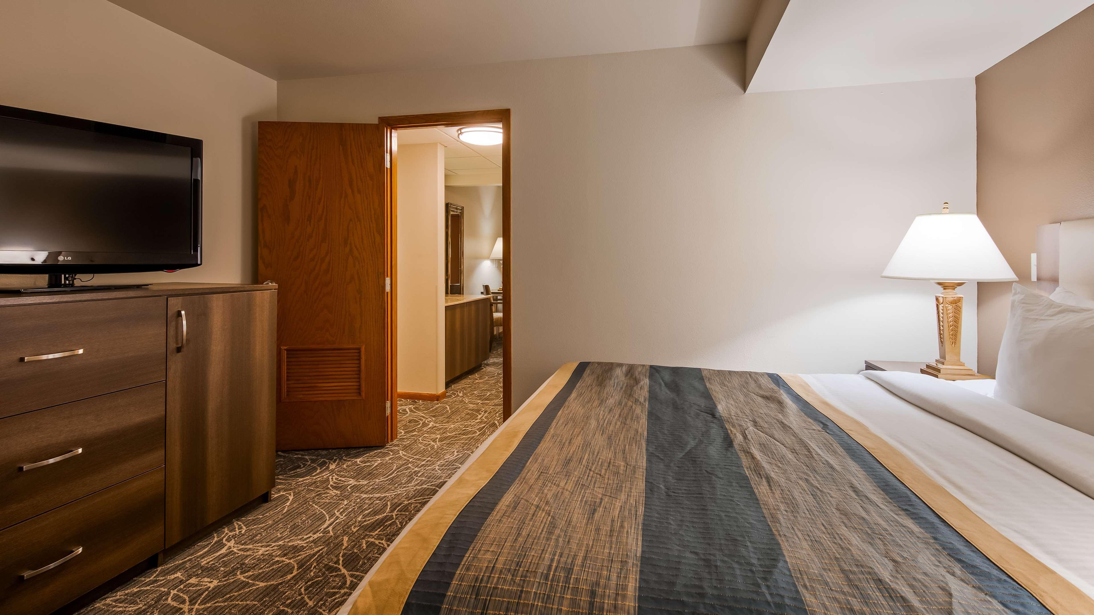 Best Western West Towne Suites Madison Ngoại thất bức ảnh