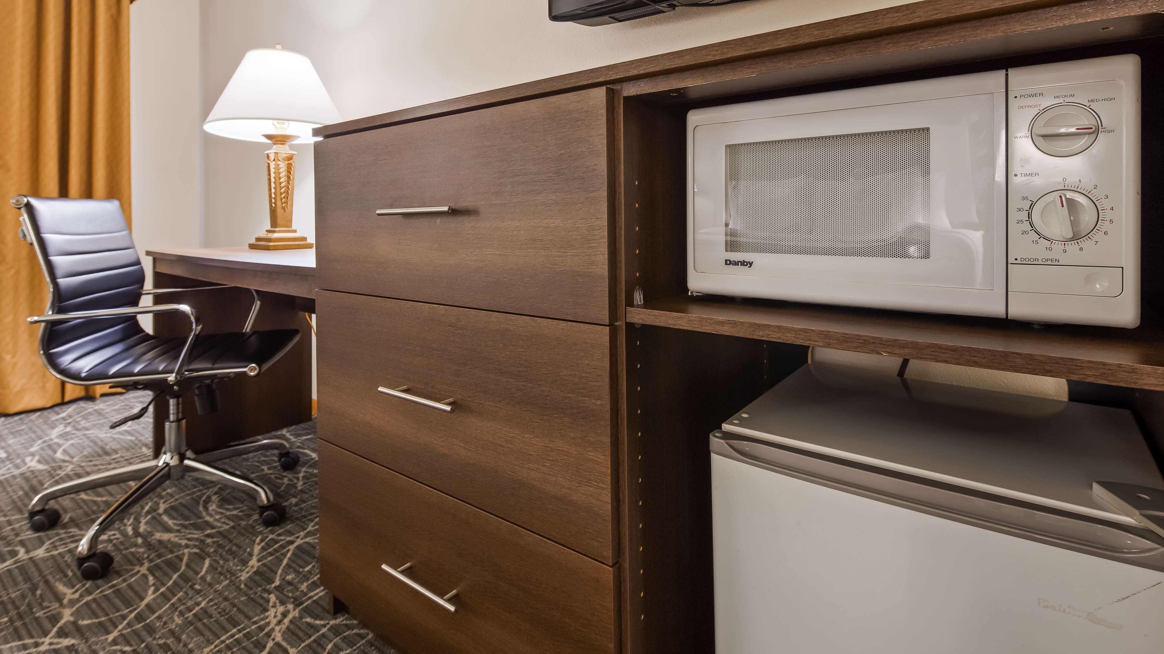 Best Western West Towne Suites Madison Ngoại thất bức ảnh