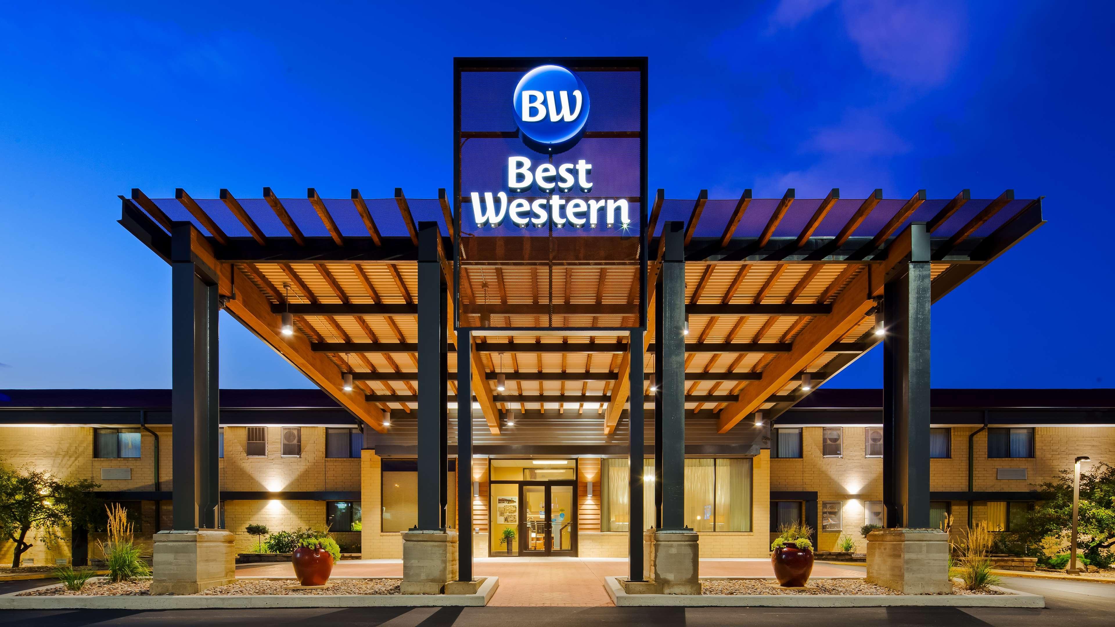 Best Western West Towne Suites Madison Ngoại thất bức ảnh