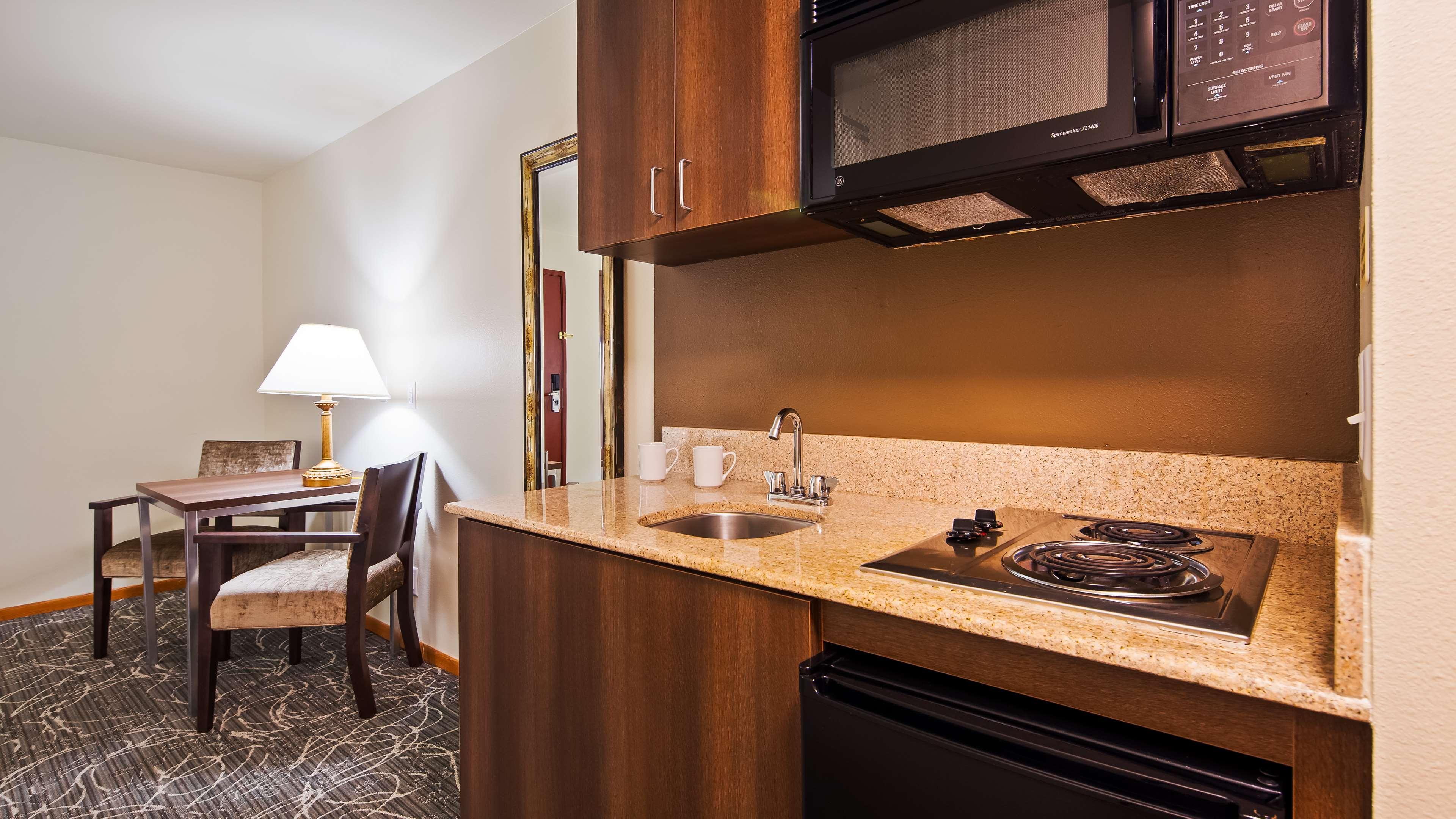 Best Western West Towne Suites Madison Ngoại thất bức ảnh