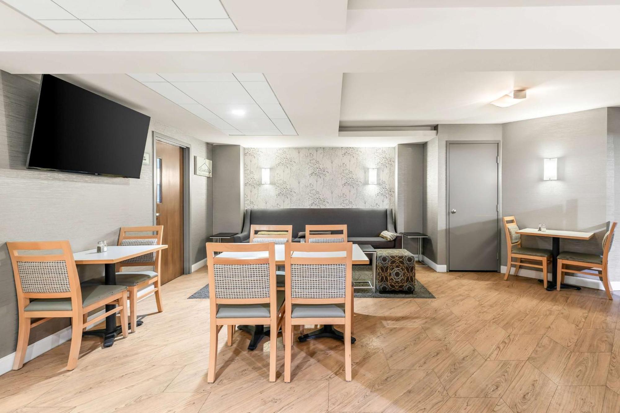 Best Western West Towne Suites Madison Ngoại thất bức ảnh