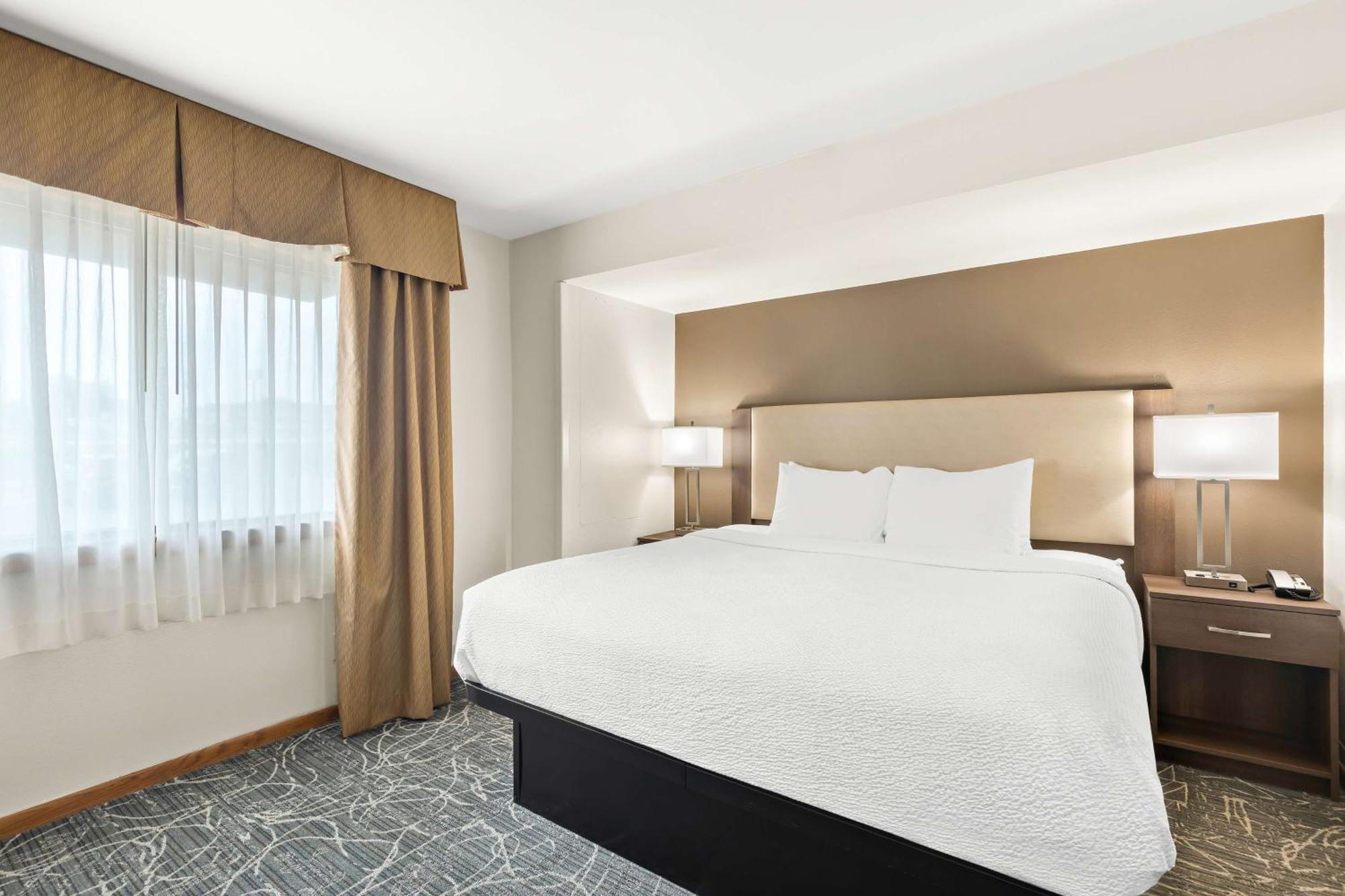 Best Western West Towne Suites Madison Ngoại thất bức ảnh
