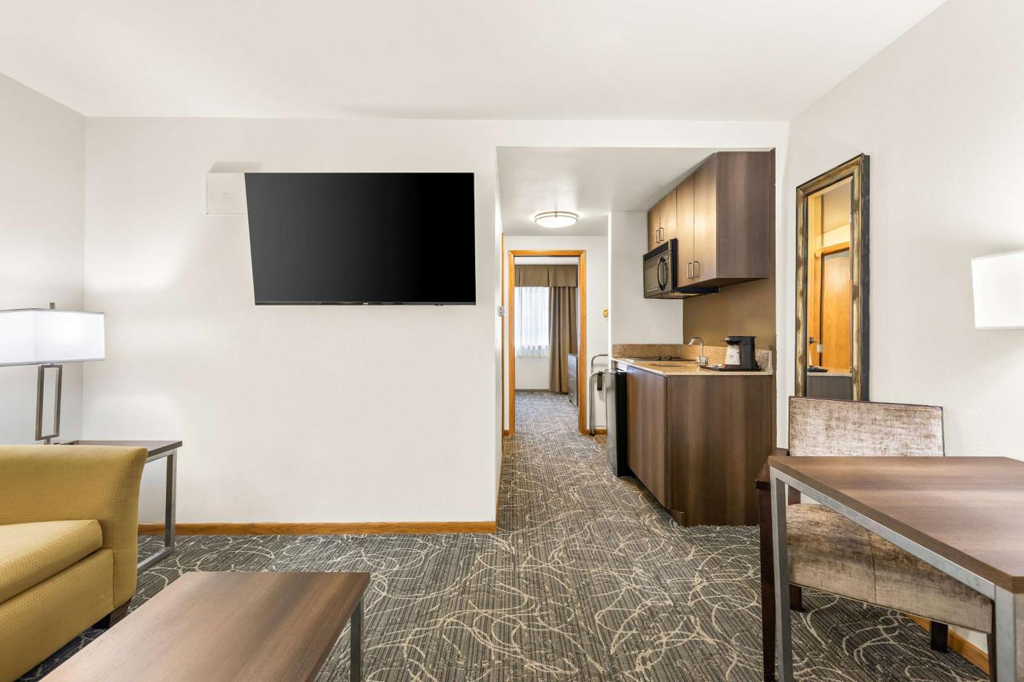 Best Western West Towne Suites Madison Ngoại thất bức ảnh