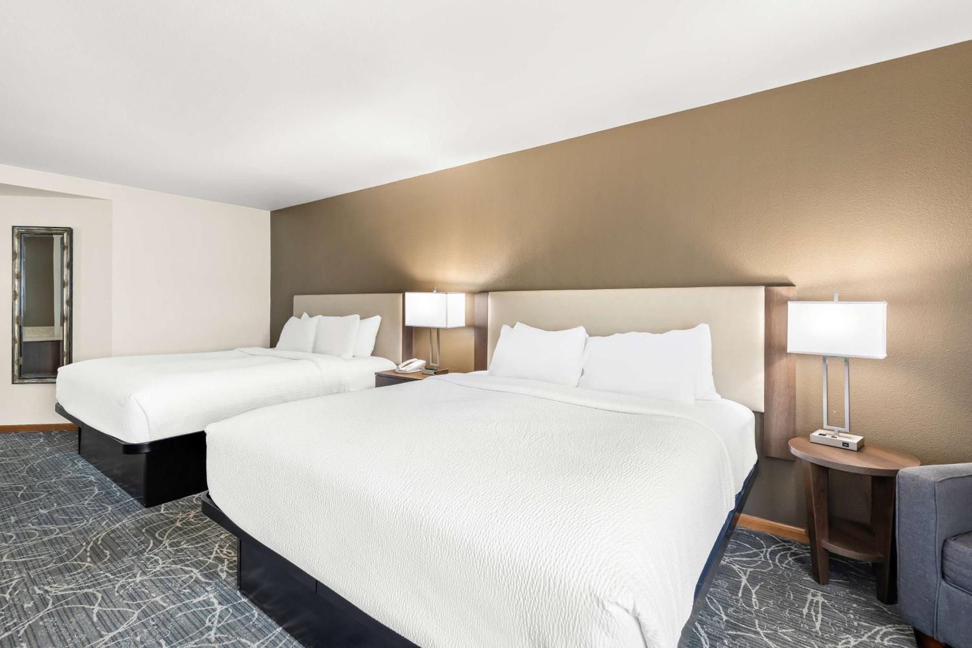 Best Western West Towne Suites Madison Ngoại thất bức ảnh