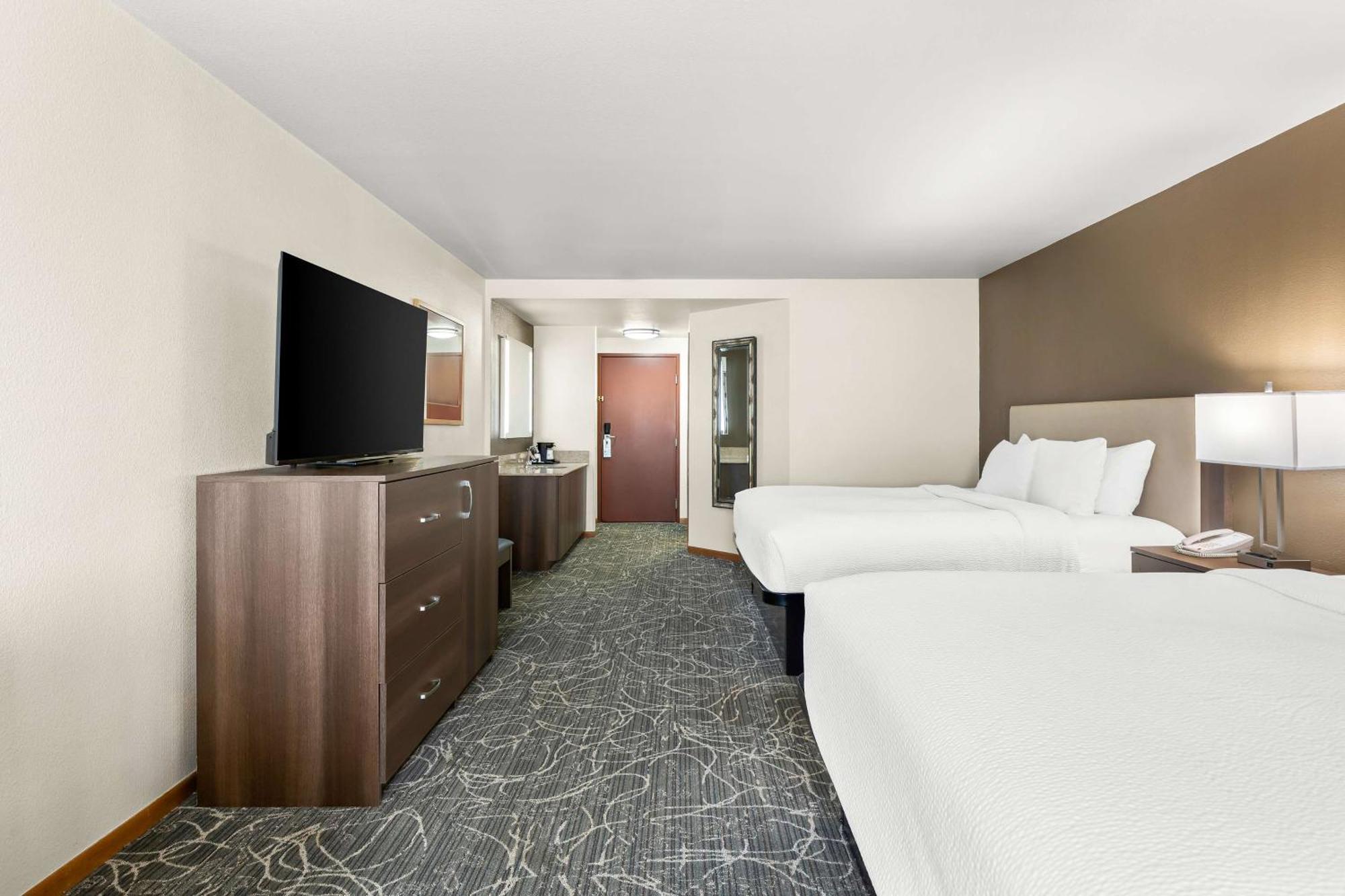 Best Western West Towne Suites Madison Ngoại thất bức ảnh