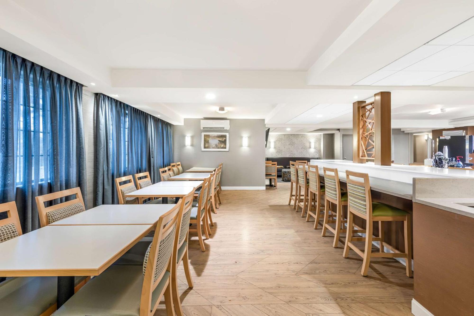 Best Western West Towne Suites Madison Ngoại thất bức ảnh