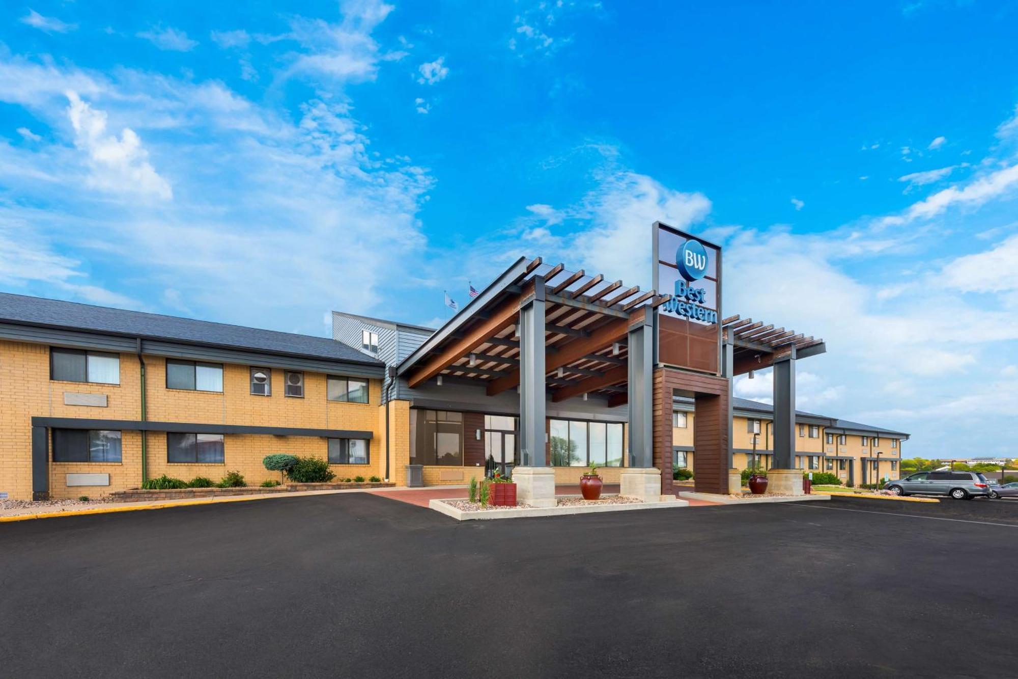 Best Western West Towne Suites Madison Ngoại thất bức ảnh
